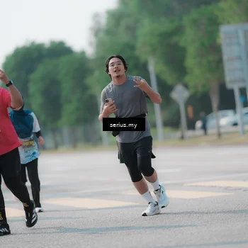 Runner Photo 6440316