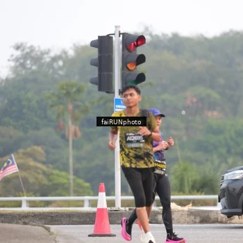 Runner Photo 6440318