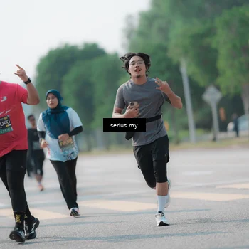 Runner Photo 6440327