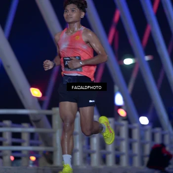 Runner Photo 6440332