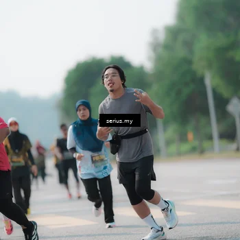 Runner Photo 6440336
