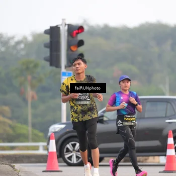 Runner Photo 6440351