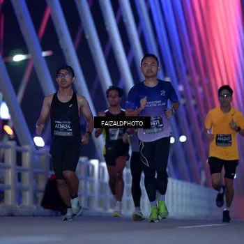 Runner Photo 6440447