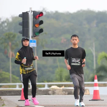 Runner Photo 6440517