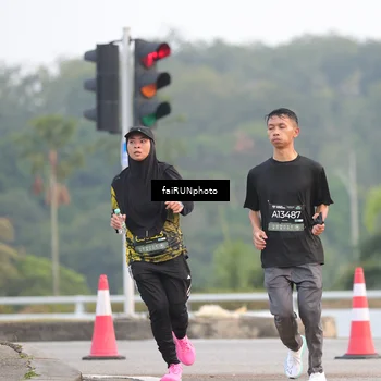 Runner Photo 6440521