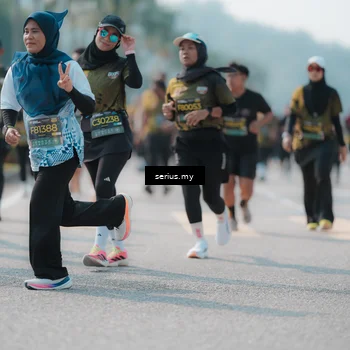 Runner Photo 6440550