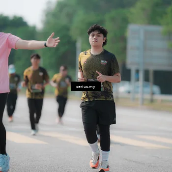 Runner Photo 6440613