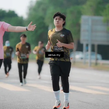 Runner Photo 6440621
