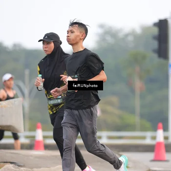 Runner Photo 6440627