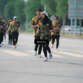 Runner Photo 6440636
