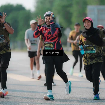 Runner Photo 6440678