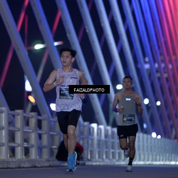 Runner Photo 6440689