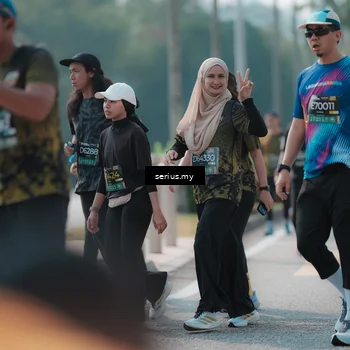 Runner Photo 6440698