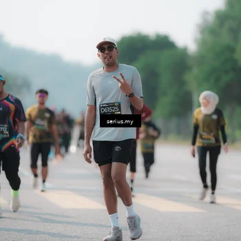Runner Photo 6440721