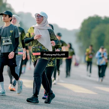 Runner Photo 6440745