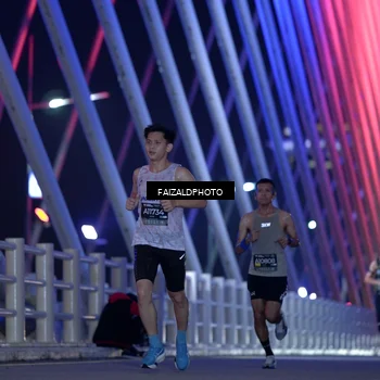 Runner Photo 6440767
