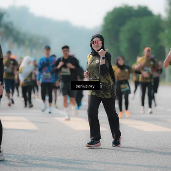 Runner Photo 6440787