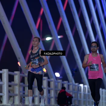 Runner Photo 6440825