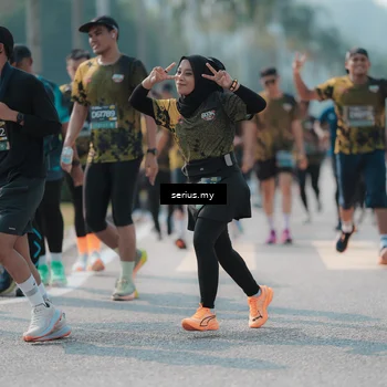 Runner Photo 6440846