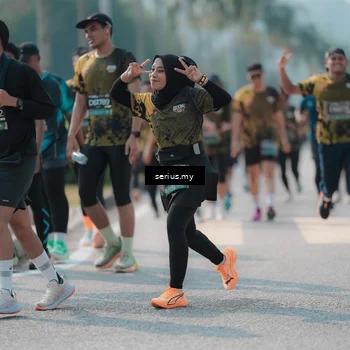 Runner Photo 6440870