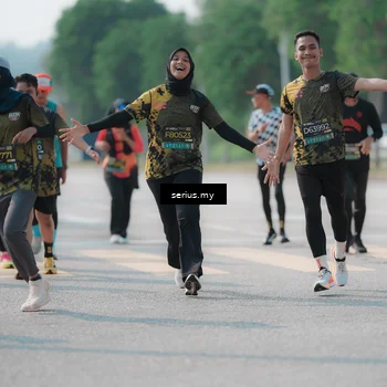 Runner Photo 6440895