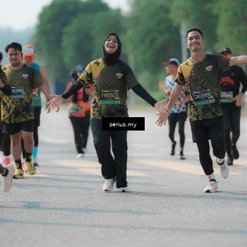 Runner Photo 6440900