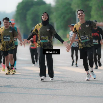 Runner Photo 6440901