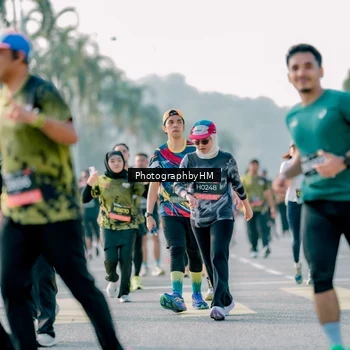 Runner Photo 6440905