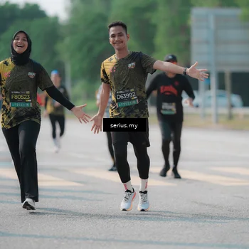 Runner Photo 6440910