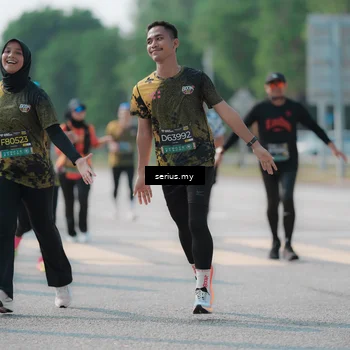 Runner Photo 6440921