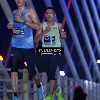 Runner Photo 6440981