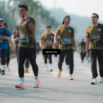 Runner Photo 6440987