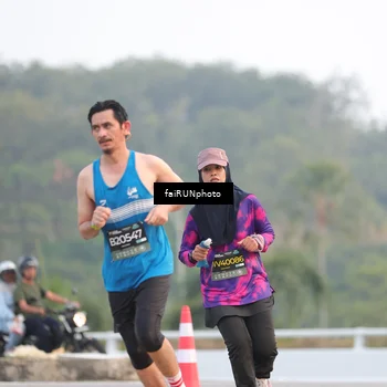 Runner Photo 6440993