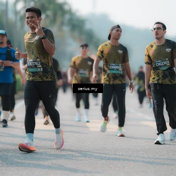 Runner Photo 6440997