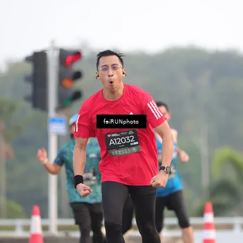 Runner Photo 6441004