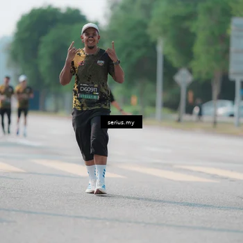 Runner Photo 6441012