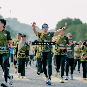 Runner Photo 6441039