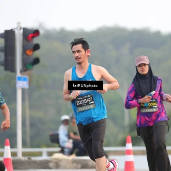 Runner Photo 6441044