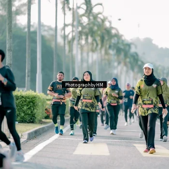 Runner Photo 6441055