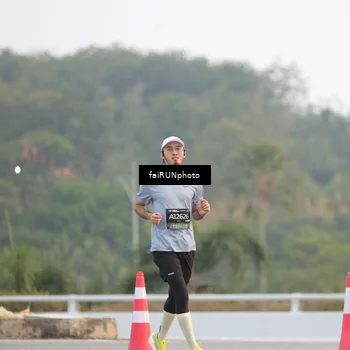 Runner Photo 6441082