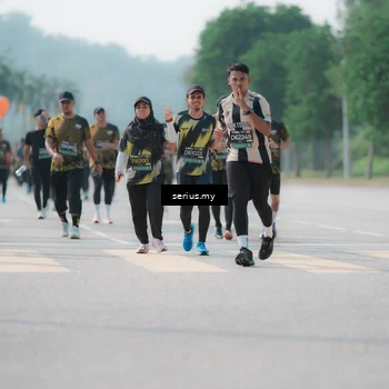 Runner Photo 6441103