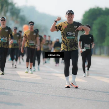 Runner Photo 6441172