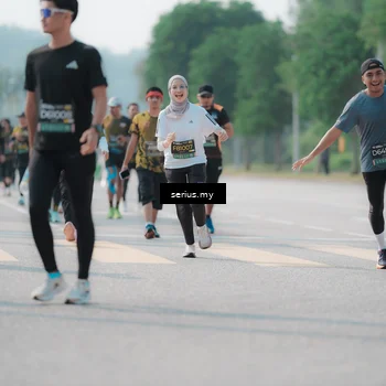 Runner Photo 6441254