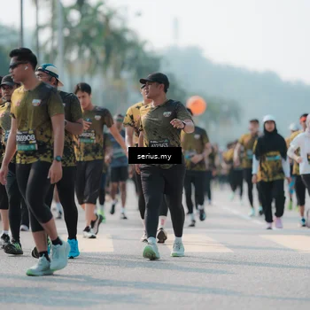 Runner Photo 6441259