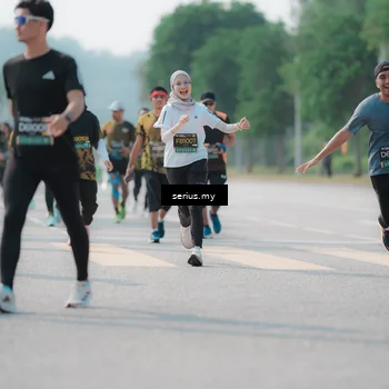 Runner Photo 6441260