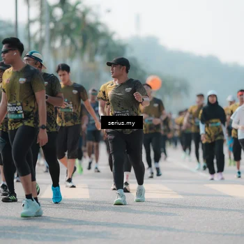 Runner Photo 6441264