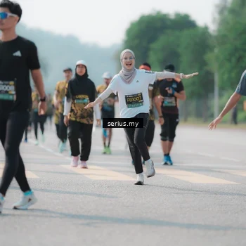 Runner Photo 6441280