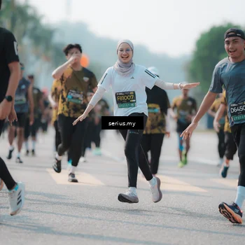 Runner Photo 6441301