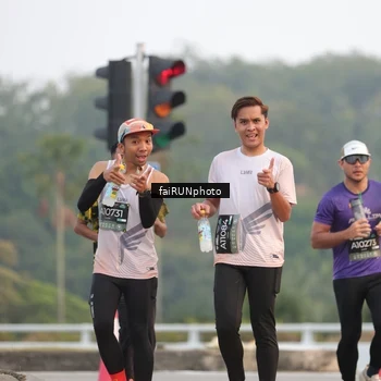 Runner Photo 6441315