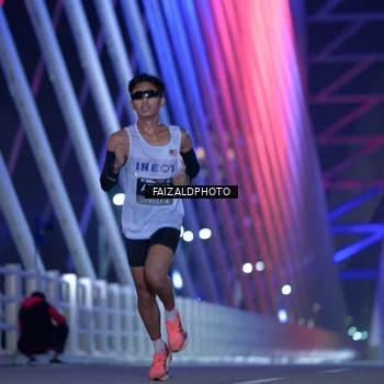 Runner Photo 6441344